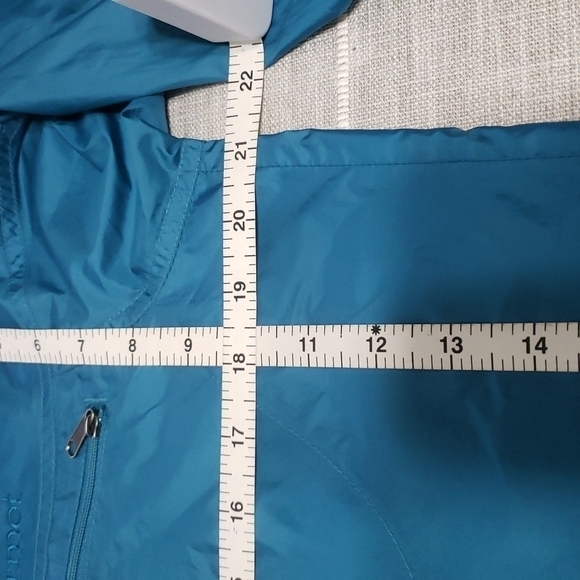 Marmot lightweight windbreaker size M - Picture 14 of 16